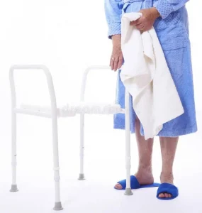 nietrzymanie moczu przez seniora